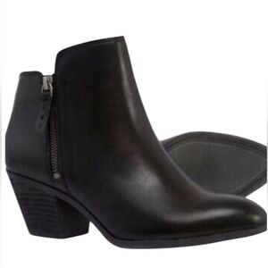 Frye Judith Zip Bootie Black Genuine Leather Size 8